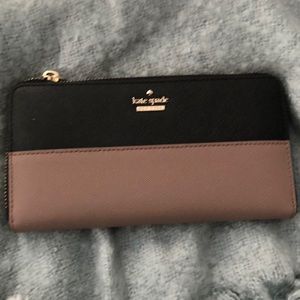 Kate spade wallet